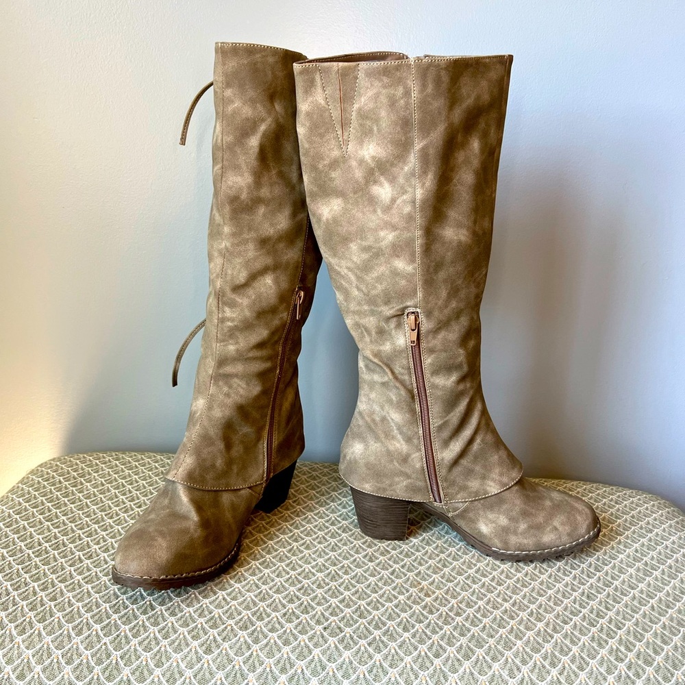 NWT MukLuks Lacey knee high flat tall winter boots in taupe size 10 women